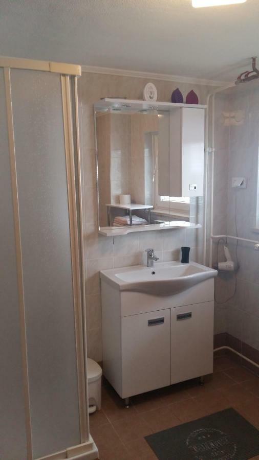 Apartma Albina Kranjska Gora Luaran gambar