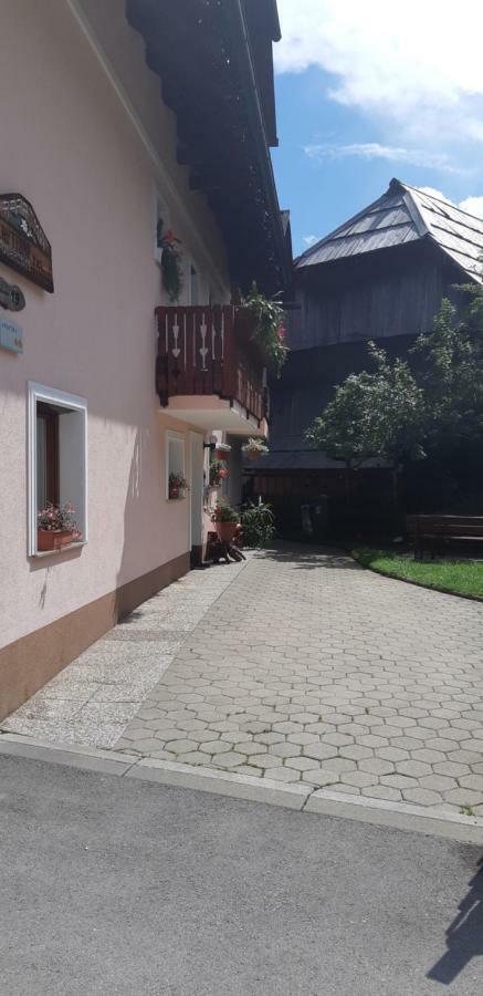 Apartma Albina Kranjska Gora Luaran gambar
